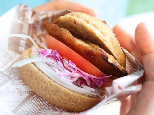 鯖バーガー（税込 500円）