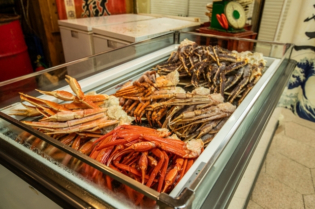 「本ズワイガニ＆紅ズワイガニ食べ放題プラン」＜期間：～2025年9月30日＞【組数制限なし！思う存分“蟹”食べ放題！新橋「蟹で満腹 もう地獄」で『本ズワイガニ＆紅ズワイガニ食べ放題』開催中！】