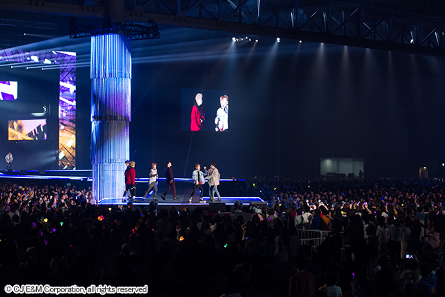 Block B 『KCON 2016 Japan』4月10日@幕張メッセ国際展示ホール7,8ホール