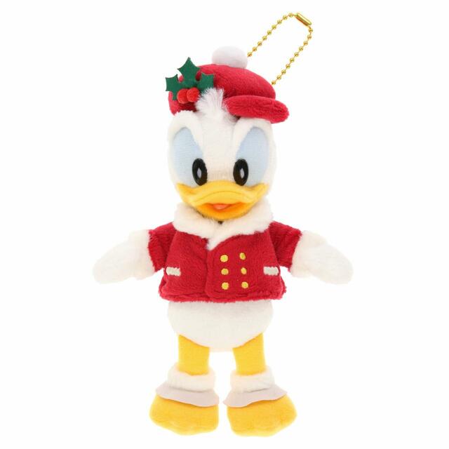 ぬいぐるみバッジ 2,500円|「ディズニー・クリスマス」スペシャルグッズ|東京ディズニーリゾート40周年“ドリームゴーラウンド”|発売日:2023年11月7日(火)|販売店舗:東京ディズニーランド「ディズニー&カンパニー」、東京ディズニーシー「エンポーリオ」