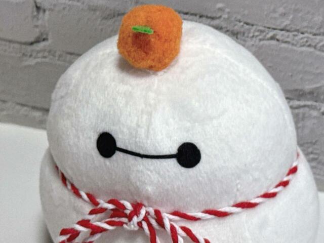 頭の上には橙（だいだい）も乗っており、縁起が良い〜！