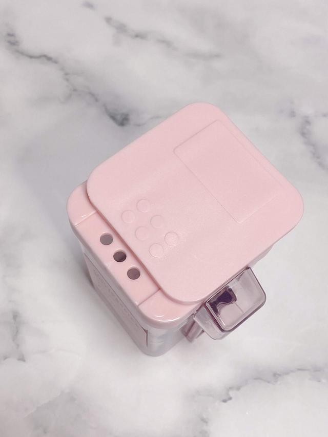 【Francfranc（フランフラン）】小麦粉＆スパイスボトル ピンク／税込650円