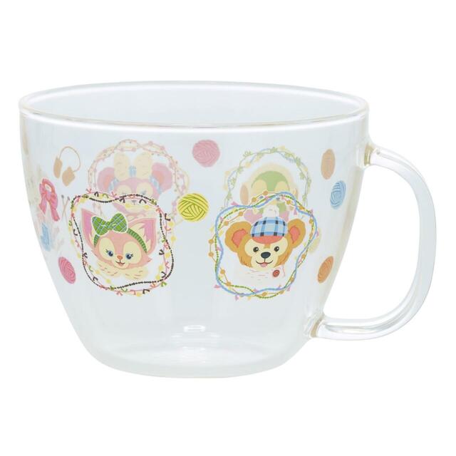耐熱ガラスマグ 2,600円|東京ディズニーシー「ダッフィー&フレンズのメイキング・ウインター・ウォーム」グッズ|販売店舗:東京ディズニーシー「マクダックス・デパートメントストア」|発売日:2026年11月2日(月)