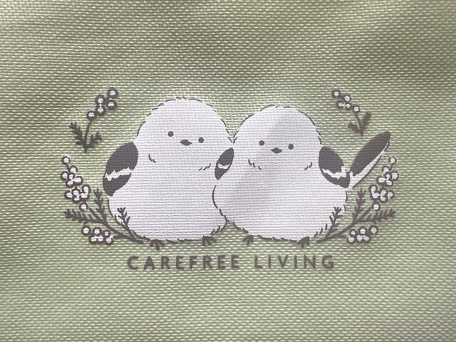 もふもふのシマエナガが寄り添っている姿、かわいすぎませんか…？！