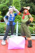 『ズートピア』幼少期のニックとジュディ仮装さん 大きなピンクのアイスはバッグになっていて手作りだそう!