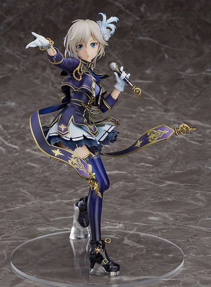 アイドルマスター シンデレラガールズ』“星巡る物語”の衣装姿で