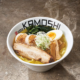 鶏ｓｏｂａ　ＫＡＭＯＳＨＩ／炙りホタテ塩ラーメン