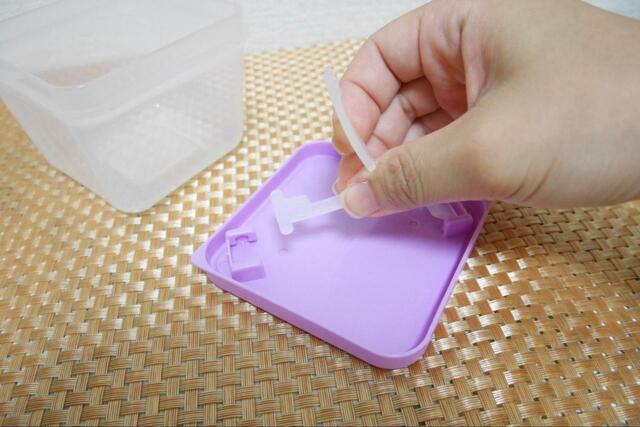 【トップバリュ フタがそのままトングになる保存容器】取り外しが簡単