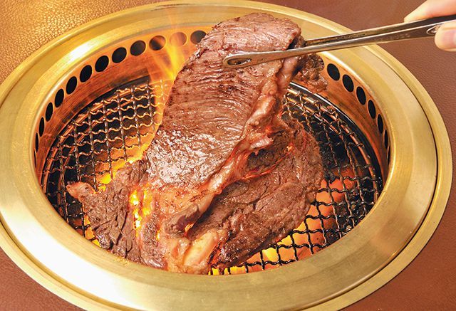 関西・焼肉の名店15／やきにく ポッサムチプ（兵庫）　クラシタ火肉 100g1200円