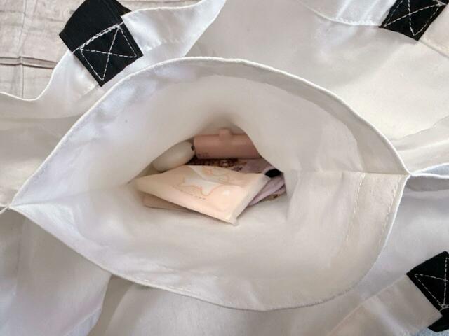 中央には細々したものをイン