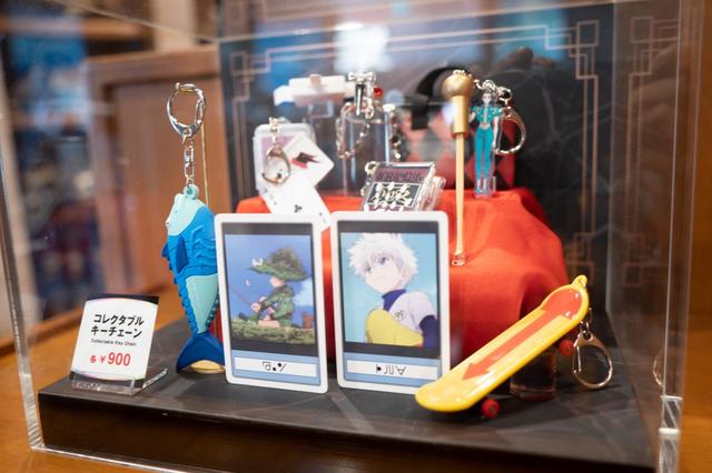 カード付きコレクタブルキーチェーン 900円