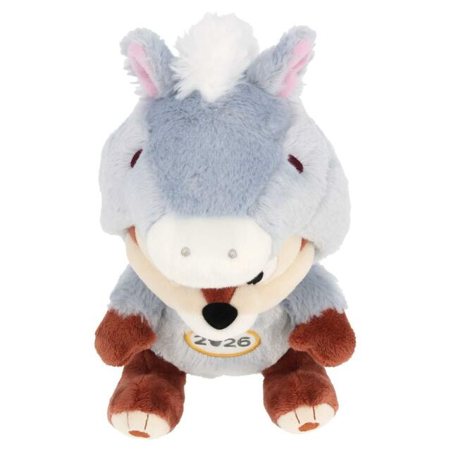 ぬいぐるみ 3,400円|東京ディズニーリゾートお正月グッズ|販売店舗:東京ディズニーランド「グランドエンポーリアム」、東京ディズニーシー「タワー・オブ・テラー・メモラビリア」|発売日:2025年11月17日(月)