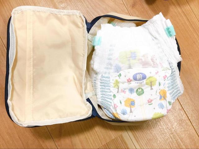 おむつポーチ