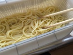 【3COINS パスタメーカー:1~4人前用/KITINTO】麺同士がくっつくかも?と思いきや、スルッと離れて感動!