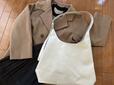 【LOWRYS FARM ヤワラカルイ２ＷＡＹショルダーＢＡＧ】シルバーのような色味のグレーなので、どんな服にも合わせやすいです♪