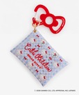 【Cath Kidston × Hello Kitty】クリアポーチチャーム Sax 4,400円／Cath Kidston × Hello Kittyオリジナルのアートがプリントされたクリアポーチ