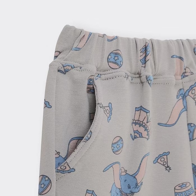 BABY(TODDLER)サマナルパンツ10分丈｜1,490円｜GUディズニー「101匹わんちゃん」「ダンボ」「ライオン・キング」キッズコレクション