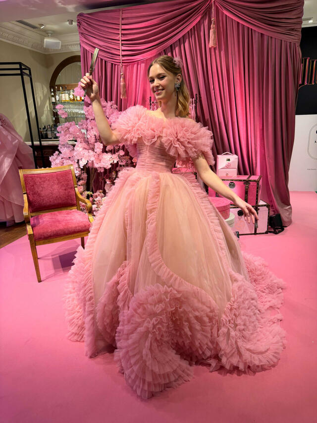 【クラウディア】『ウィキッド』新作ウェディングドレス