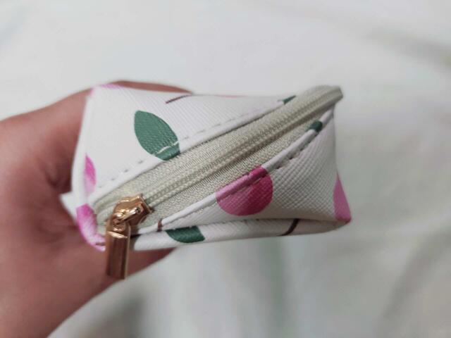 横から見た画像