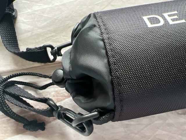 蓋は本体とは異素材でこれまたおしゃれ!