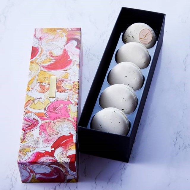 Luxe Macaron Gorgonzola - yutaokuda × LOUANGE TOKYO