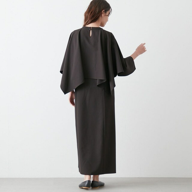 マントドレスワンピース「マレフィセント」価格￥ 9,990 （税込）