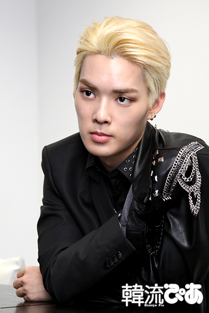 CROSS　GENEヨンソク＠韓流ぴあ取材