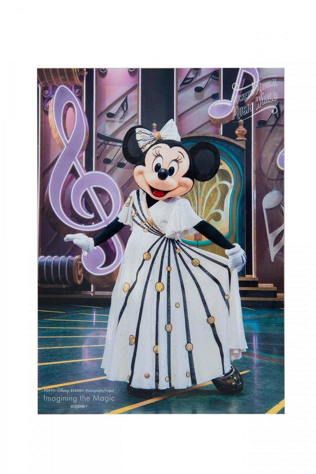 写真 500円｜サイズ：縦約18×横約13cm、2Lサイズ｜Imagining the Magic「ミッキーのマジカルミュージックワールド」｜販売店舗：東京ディズニーランド「ビレッジショップス」