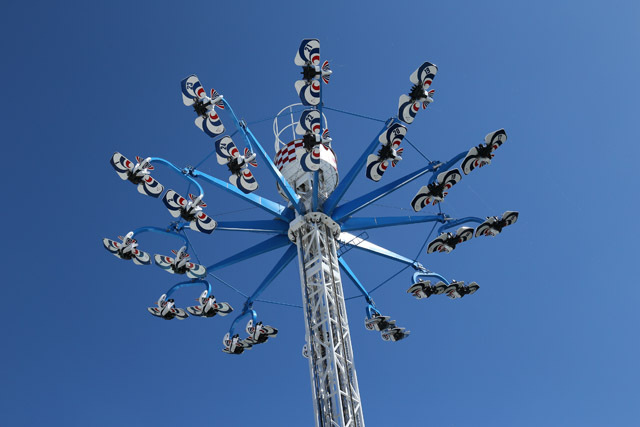 富士急ハイランド「テンテコマイ」