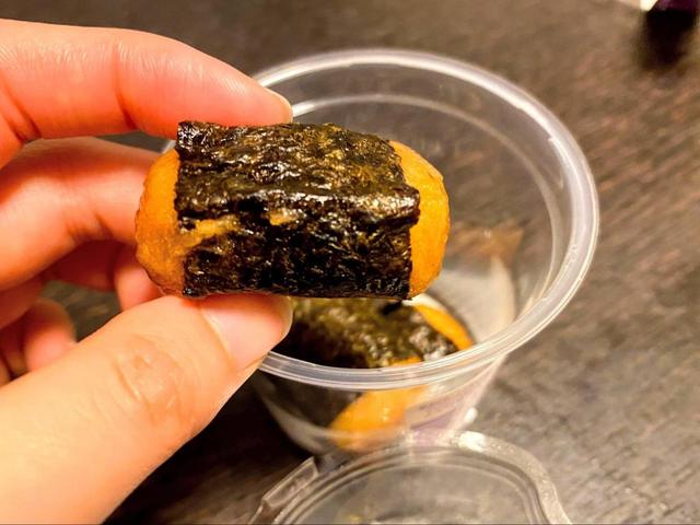 【シャトレーゼ　いそべ餅】爪楊枝はついていません