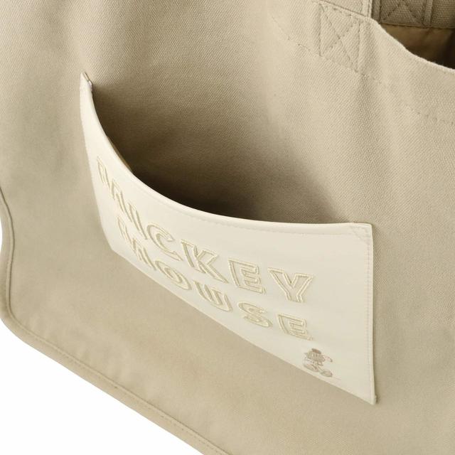 トートバッグ 3,900円｜サイズ：高さ約38×幅約39×マチ約16cm