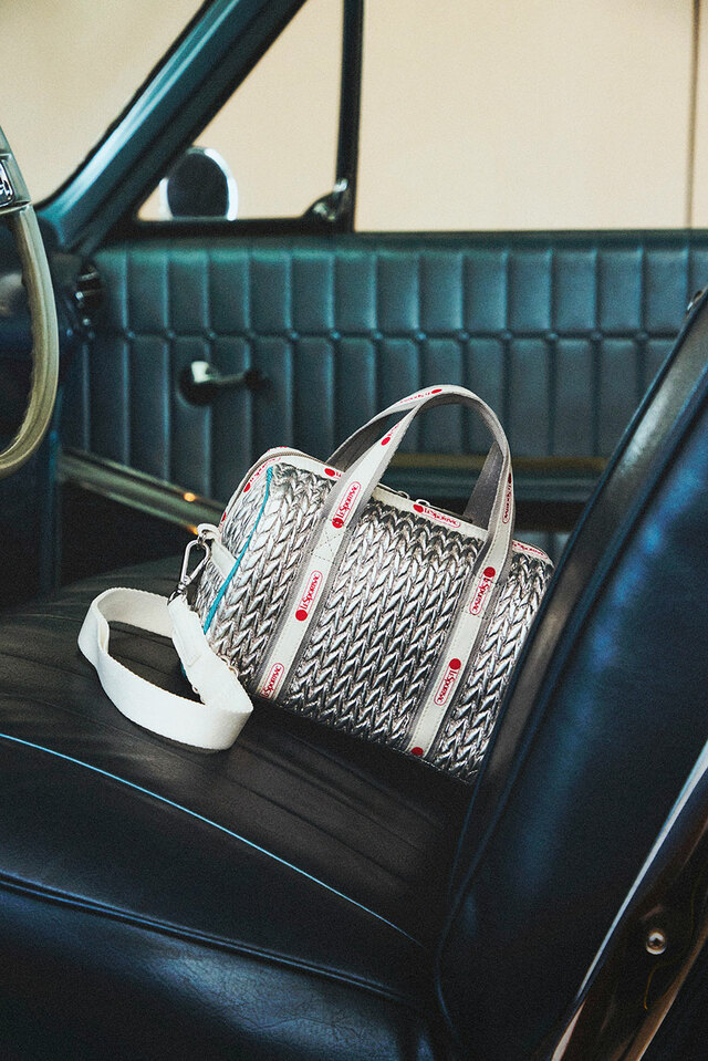 【LeSportsac/レスポートサック アトリエ2026春夏新作】SM WEB Boston/H14×W20×D10cm Silver ¥31,350