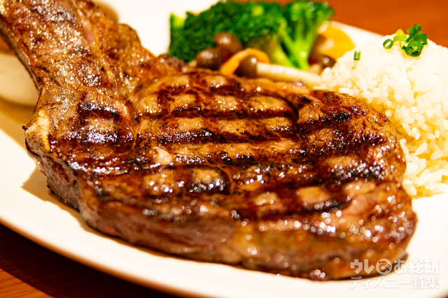 トマホークステーキ 11.5円/g（写真は750g）