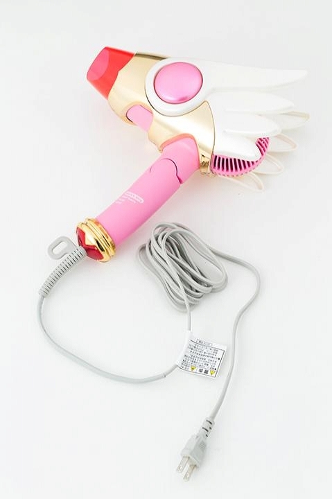 ©CLAMP・ShigatsuTsuitachi CO.,LTD./講談社