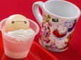 ストロベリームース、スーベニアカップ付き 600円｜スウィートハート・カフェ｜東京ディズニーランド「New Dreams, More Fun!!」関連メニュー