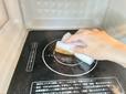 【セリア　電子レンジお掃除スポンジ】チンした後は汚れを拭き取ります