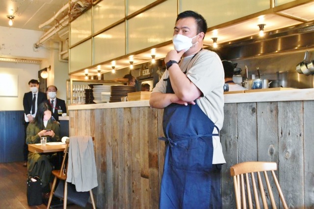 料理人生命をかけて作ったと話すシェフ。