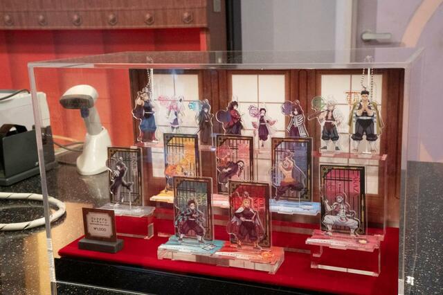 コレクタブルアクリルキーチェーン 1,000円|「鬼滅の刃 XRライド ~夢を駆ける無限列車~」スペシャルグッズ|ユニバーサル・スタジオ・ジャパン