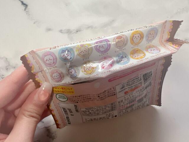 刺繍缶バッジの全種類はパッケージの側面で確認できます！