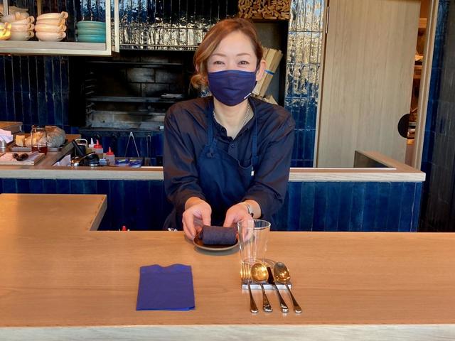 このタオルのおしぼりも『Hotel's』自慢の逸品。肌に気持ちがいいのだ