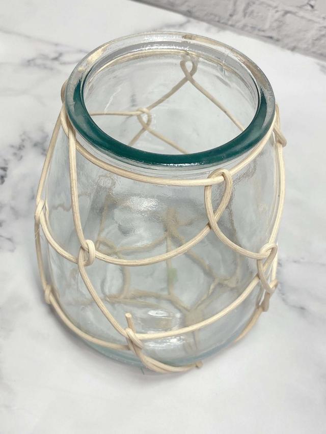 【ナチュラルキッチン】柳編みガラスフラワーベースシンプル／税込330円