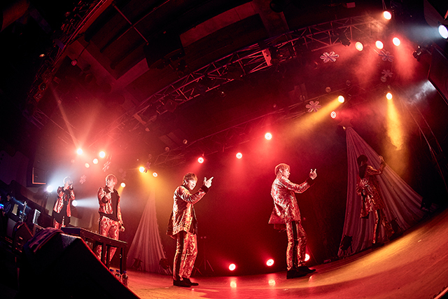 CODE-V@12月25日、東京・shibuya duo MUSIC EXCHANGE