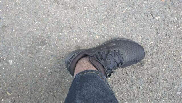 【adidas(アディダス) GALAXY 7 WIDE W】ソール全体の豊かなクッション性のおかげで、長距離を歩いても、脚への負担感がありませんでした!