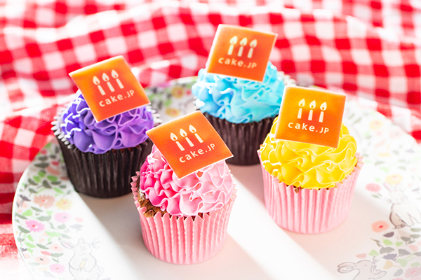 手のひらサイズの写真カップケーキ