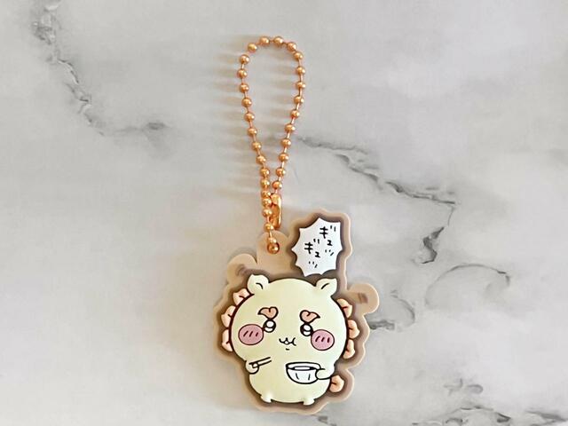 「ギュッギュッ」という効果音で食べているシーサー、かわいすぎませんか？！【ちいかわぷっくりラバマスグミ2】