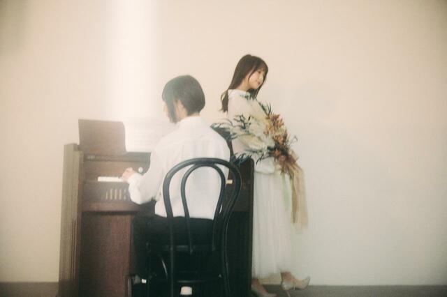 泊まれる演劇『雨と花束』