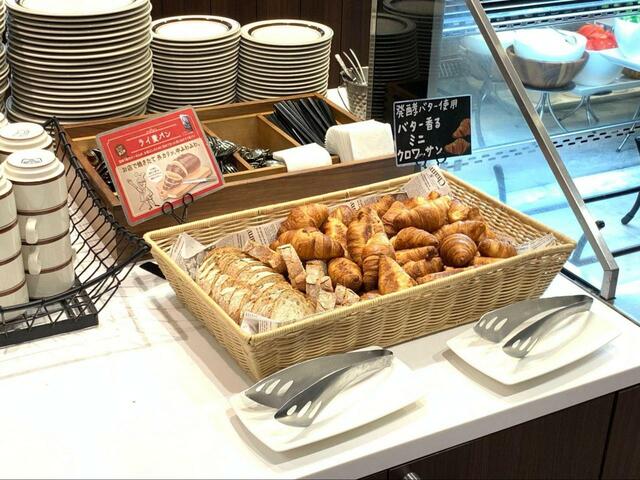 【ライ麦パンやミニクロワッサンも】チキンにもスープカリーにもよく合います！