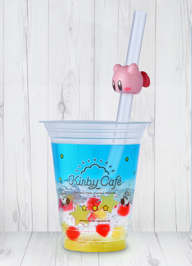 「デデデ de ワンダー」＜マスコット付き994円（税込）＞【『Kirby Café』から新作のテイクアウトドリンク全4種が登場】