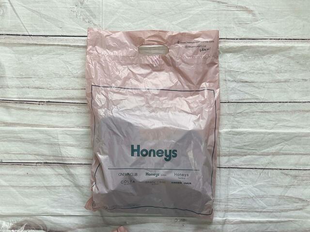 ハニーズでトレンドのギャザーハンドルバッグをゲット！