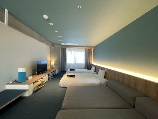 【星野リゾート BEB5沖縄瀬良垣】ゆんたくスイートのベッドルーム